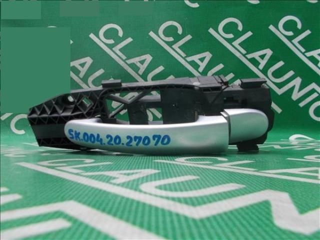 bontott SKODA FABIA II Bal hátsó Külső Kilincs