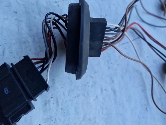 bontott SKODA FABIA II Bal Hátsó Lámpa Foglalat