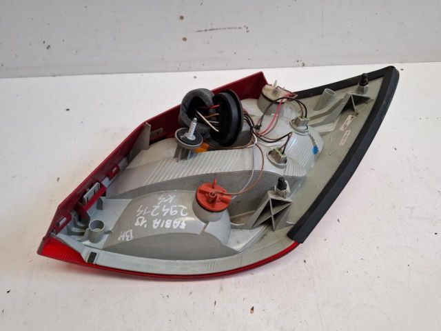 bontott SKODA FABIA II Bal Hátsó Lámpa