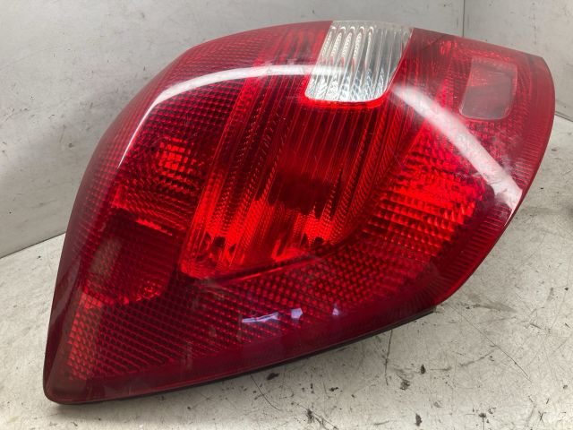 bontott SKODA FABIA II Bal Hátsó Lámpa