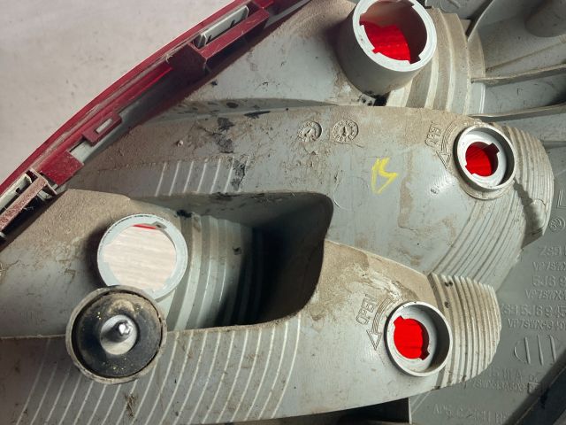 bontott SKODA FABIA II Bal Hátsó Lámpa