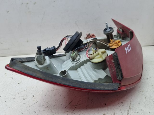 bontott SKODA FABIA II Bal Hátsó Lámpa