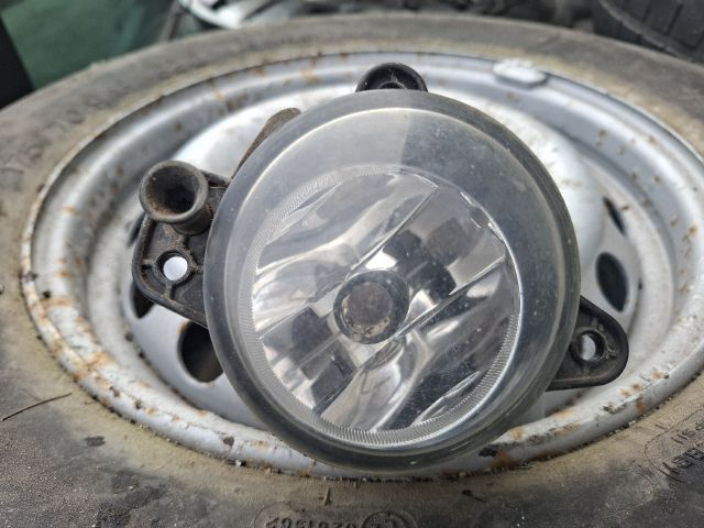 bontott SKODA FABIA II Bal Ködfényszóró