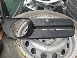 bontott SKODA FABIA II Bal Ködlámpa Rács