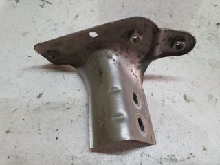 bontott SKODA FABIA II Bal Sárvédő Oldaltartó