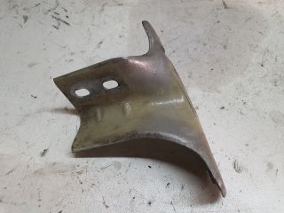 bontott SKODA FABIA II Bal Sárvédő Oldaltartó