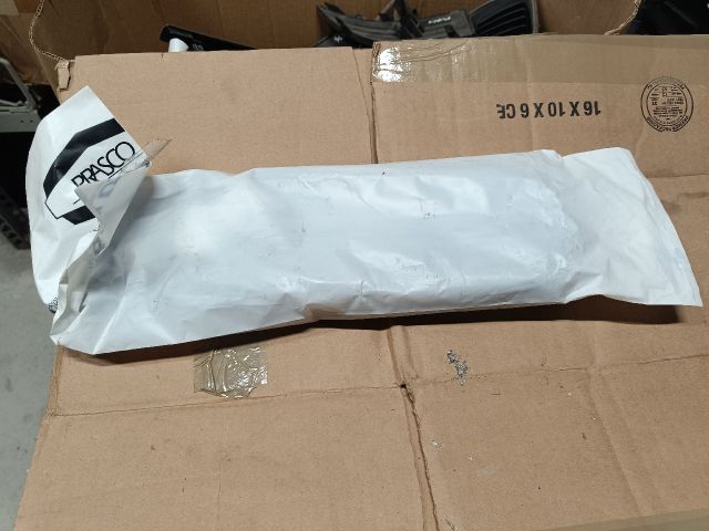 bontott SKODA FABIA II Bal Szellőző Keret