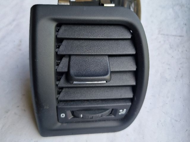 bontott SKODA FABIA II Bal Szellőző