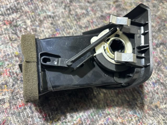 bontott SKODA FABIA II Bal Szellőző