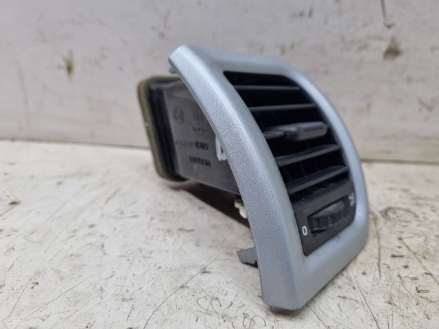 bontott SKODA FABIA II Bal Szellőző