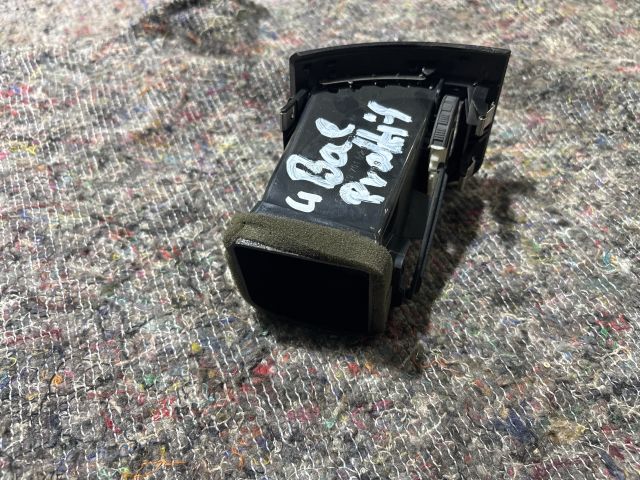 bontott SKODA FABIA II Bal Szellőző