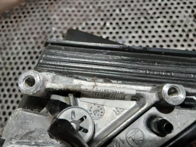 bontott SKODA FABIA II Bal Visszapillantó Tükör (Elektromos)