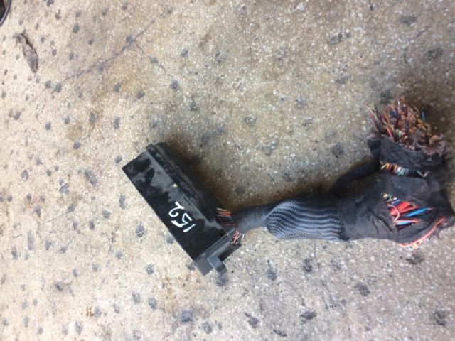 bontott SKODA FABIA II Biztosítéktábla Utastér