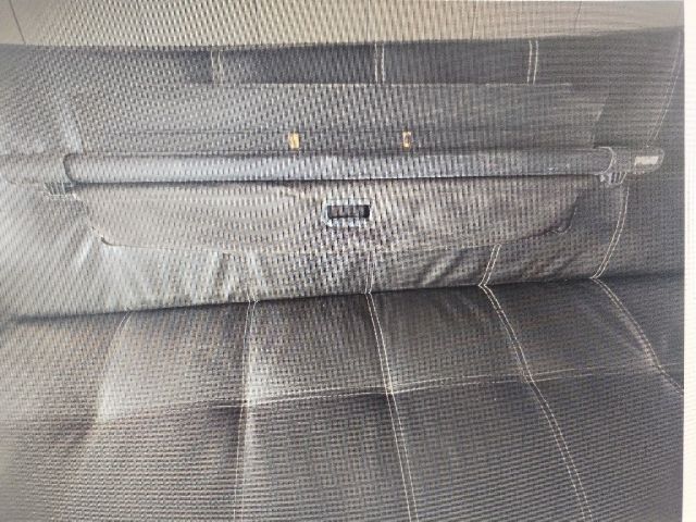 bontott SKODA FABIA II Csomagtér Roló