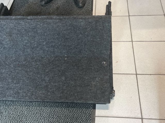 bontott SKODA FABIA II Csomagtér Tálca