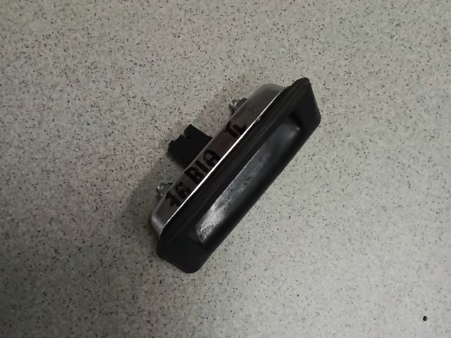 bontott SKODA FABIA II Csomagtérajtó Kapcsoló