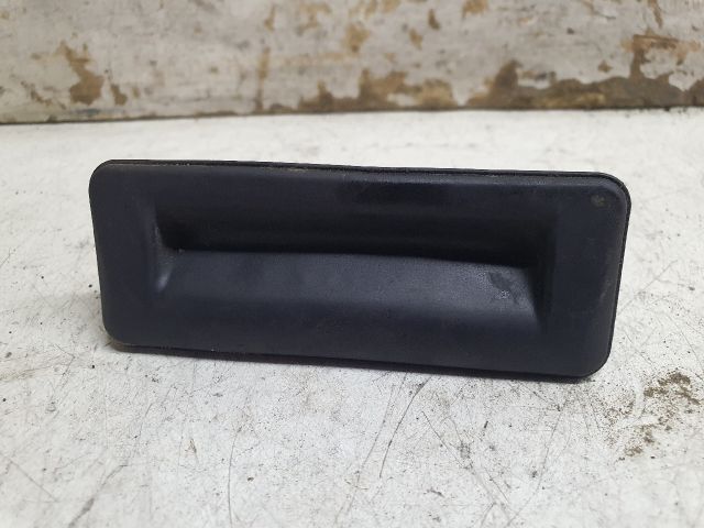 bontott SKODA FABIA II Csomagtérajtó Kilincs