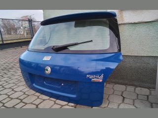 bontott SKODA FABIA II Csomagtérajtó (Részeivel)