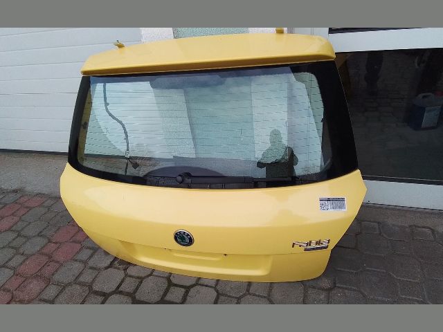 bontott SKODA FABIA II Csomagtérajtó (Részeivel)