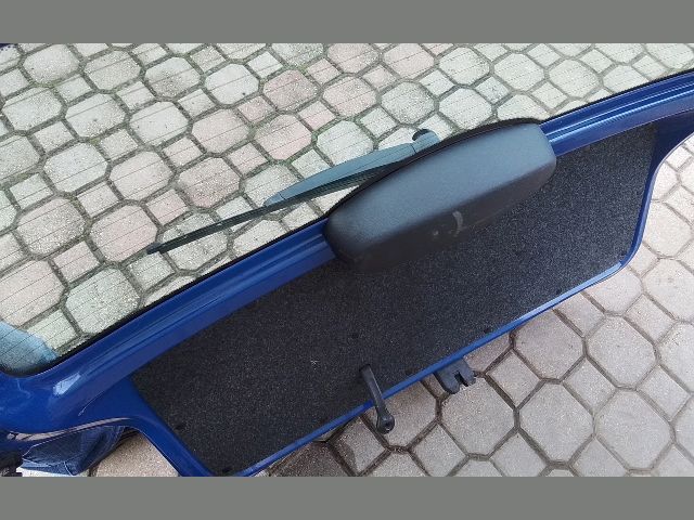 bontott SKODA FABIA II Csomagtérajtó (Részeivel)