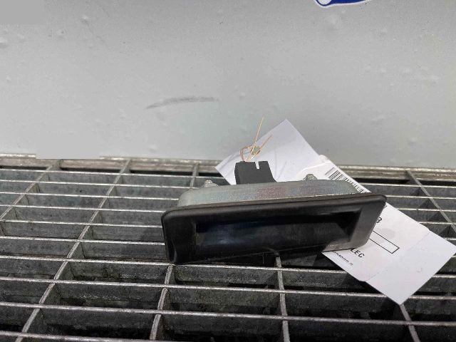 bontott SKODA FABIA II Csomagtérajtó Ütköző