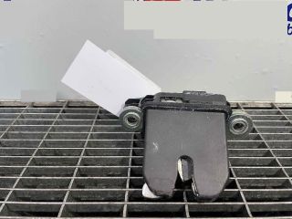 bontott SKODA FABIA II Csomagtérajtó Ütköző