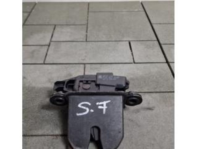 bontott SKODA FABIA II Csomagtérajtó Zárszerkezet