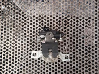 bontott SKODA FABIA II Csomagtérajtó Zárszerkezet