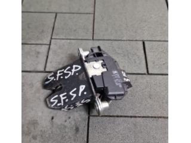 bontott SKODA FABIA II Csomagtérajtó Zárszerkezet