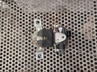 bontott SKODA FABIA II Csomagtérajtó Zárszerkezet