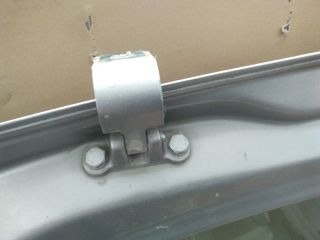 bontott SKODA FABIA II Csomagtérajtó Zsanér