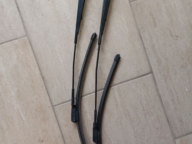 bontott SKODA FABIA II Első Ablaktörlő Kar