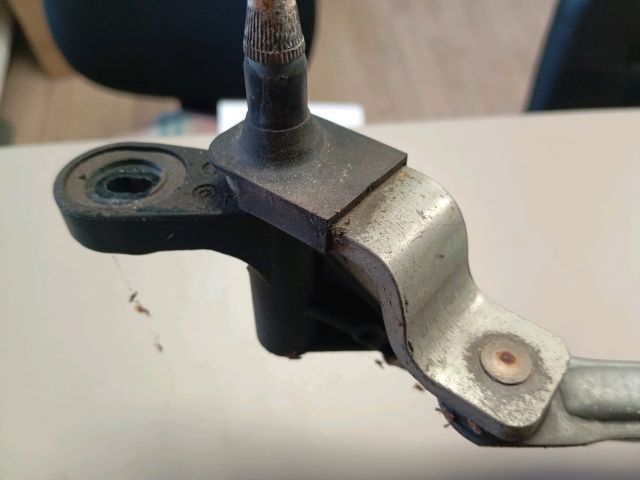 bontott SKODA FABIA II Első Ablaktörlő Szerkezet Motorral