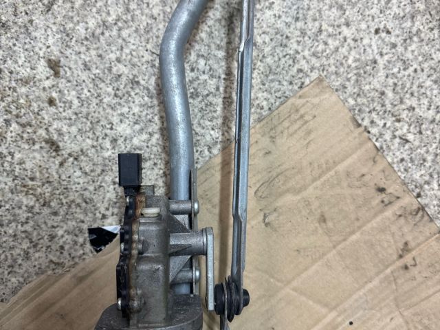 bontott SKODA FABIA II Első Ablaktörlő Szerkezet Motorral