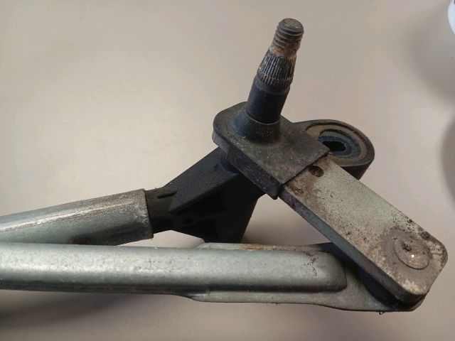 bontott SKODA FABIA II Első Ablaktörlő Szerkezet Motorral