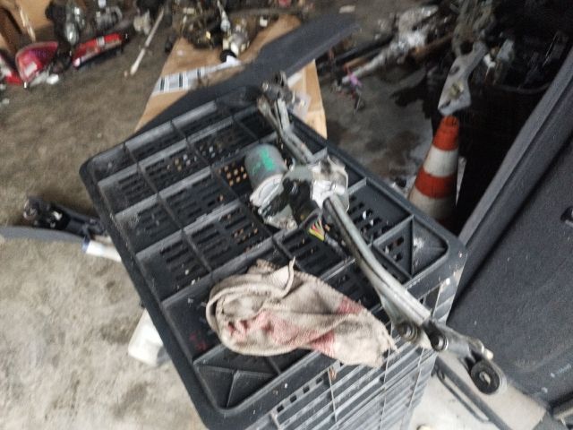 bontott SKODA FABIA II Első Ablaktörlő Szerkezet Motorral