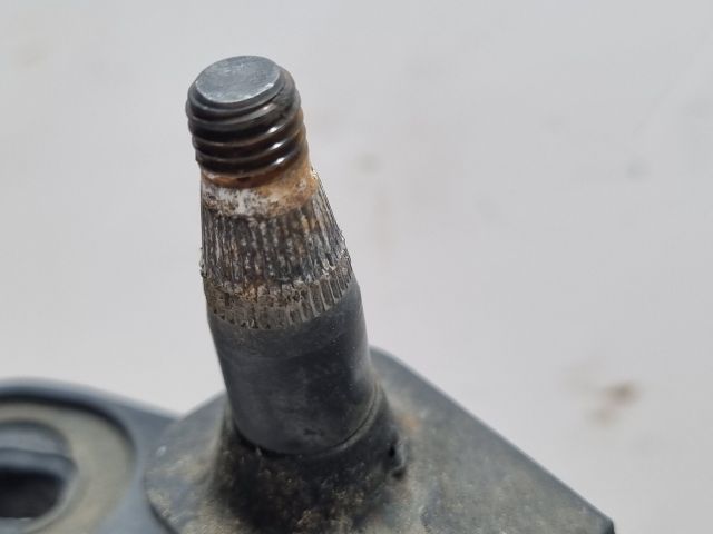 bontott SKODA FABIA II Első Ablaktörlő Szerkezet Motorral