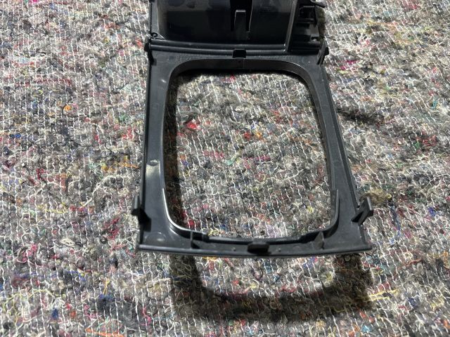 bontott SKODA FABIA II Első Hamutartó