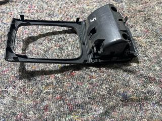 bontott SKODA FABIA II Első Hamutartó