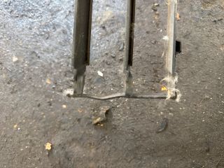 bontott SKODA FABIA II Első Lökhárító Alsó Középső Díszrács