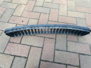 bontott SKODA FABIA II Első Lökhárító Alsó Középső Díszrács