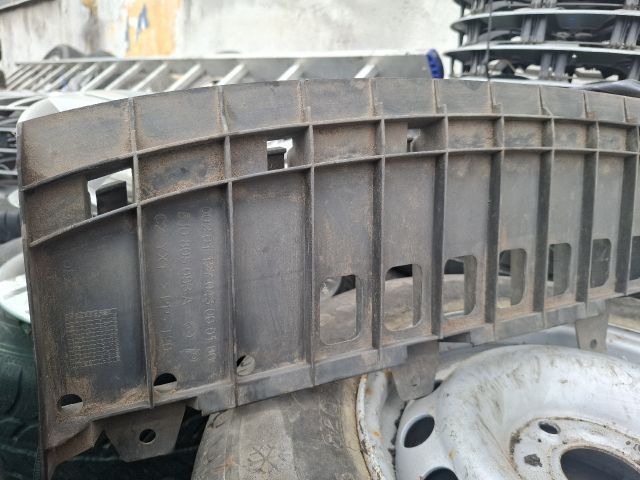 bontott SKODA FABIA II Első Lökhárító Alsó (Műanyag)