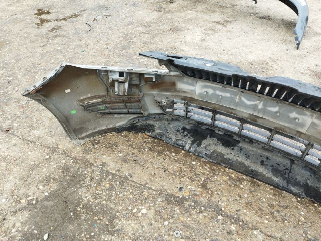 bontott SKODA FABIA II Első Lökhárító (Részeivel)