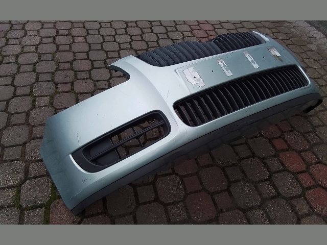 bontott SKODA FABIA II Első Lökhárító (Részeivel)