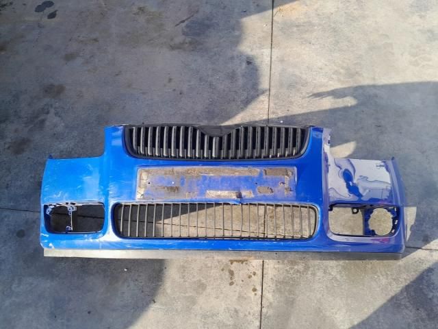 bontott SKODA FABIA II Első Lökhárító (Üresen)