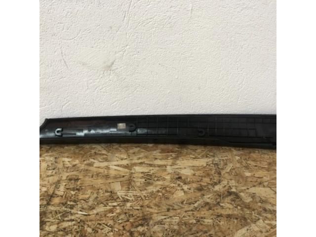 bontott SKODA FABIA II Első Szélvédő Bal Díszléc