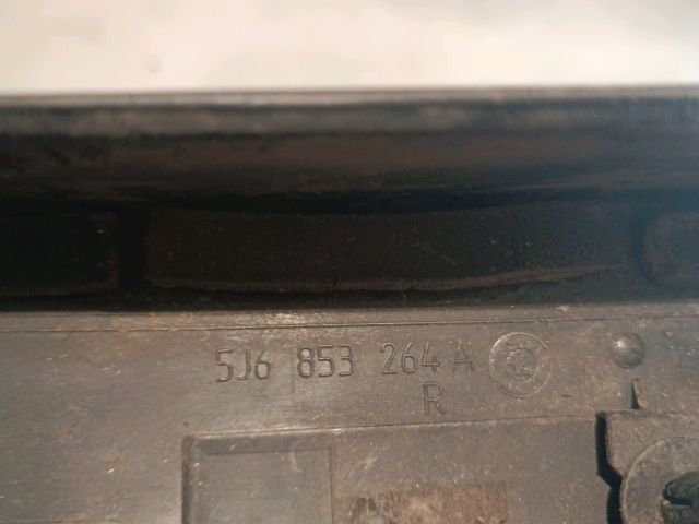 bontott SKODA FABIA II Első Szélvédő Bal Díszléc