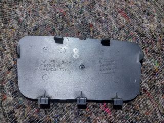 bontott SKODA FABIA II Első Vonószem Burkolat