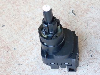 bontott SKODA FABIA II Fék Pedál Kapcsoló