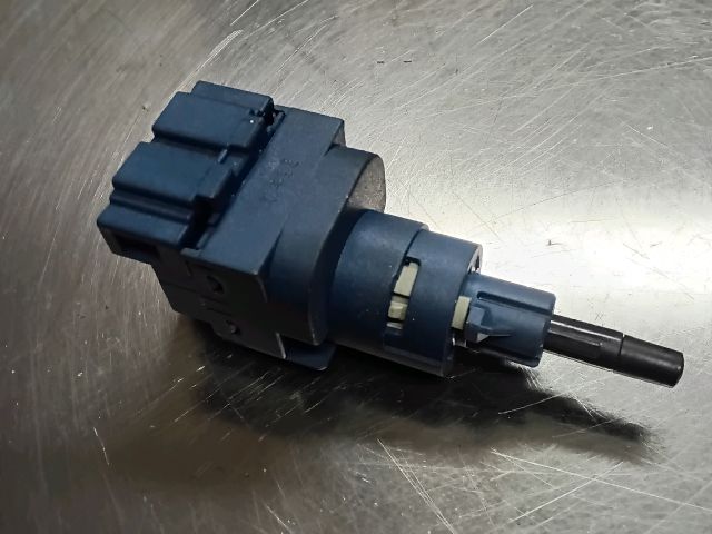 bontott SKODA FABIA II Fék Pedál Kapcsoló